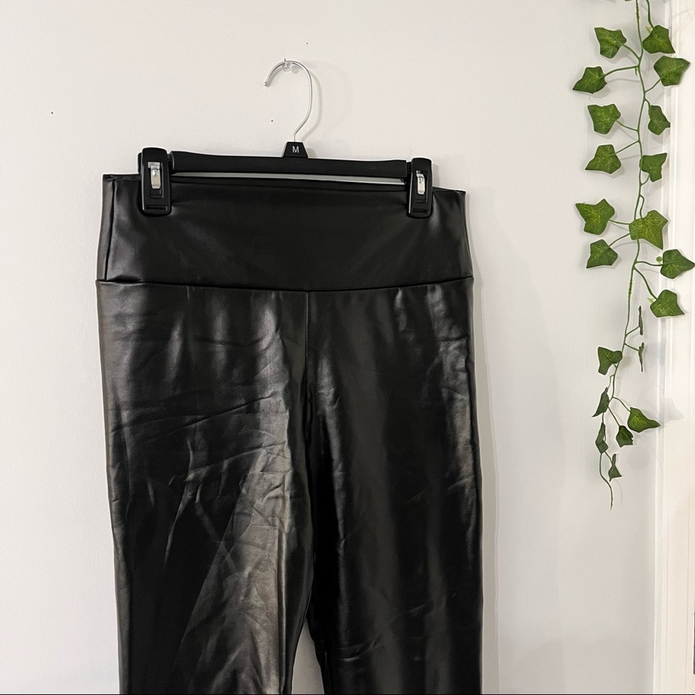 Trendy Black Leather Leggings